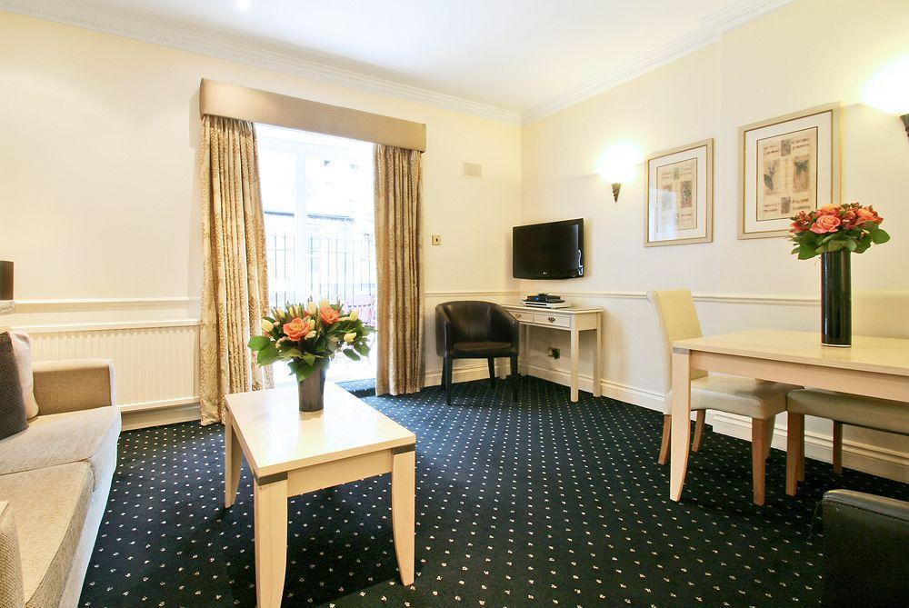 Aparthotel Collingham Serviced