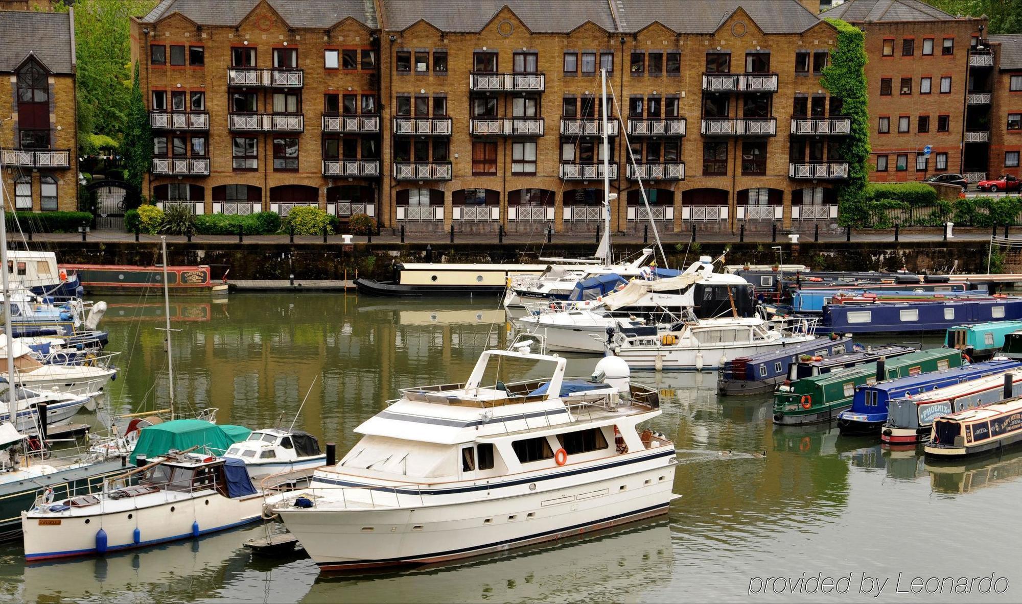 Apple Apartments Limehouse Basin Apartment London