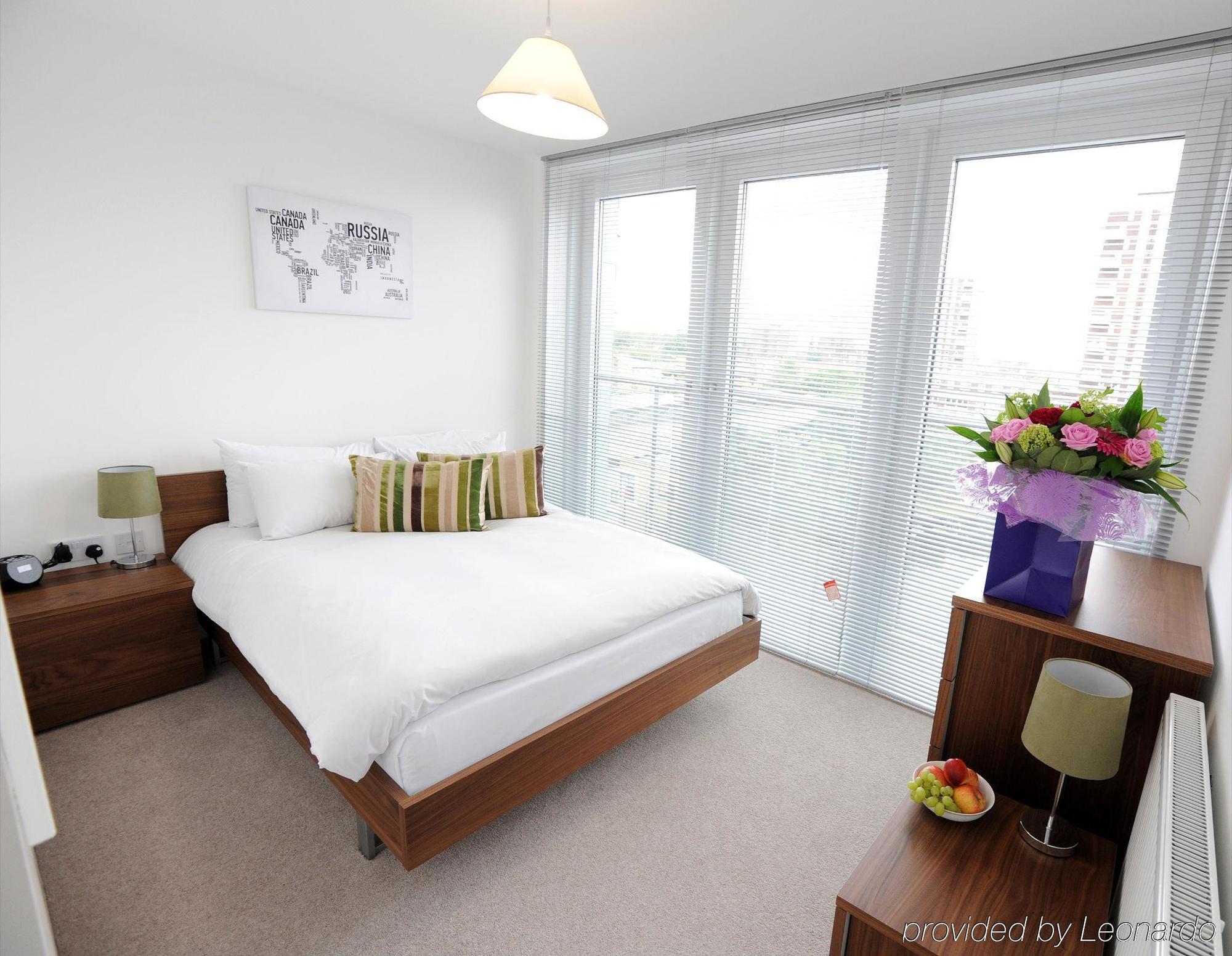 Apartment Apple Apartments Limehouse Basin London
