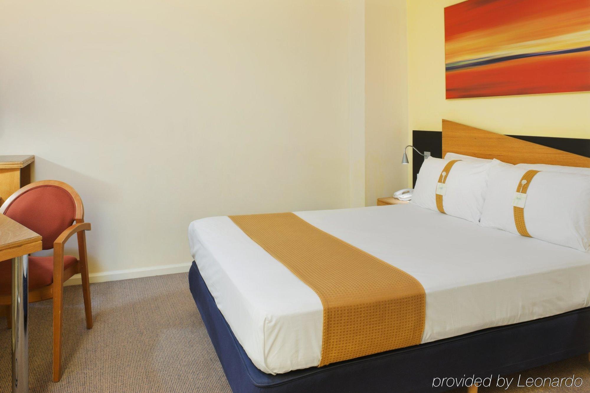 Hotel Express Victoria By Ihg