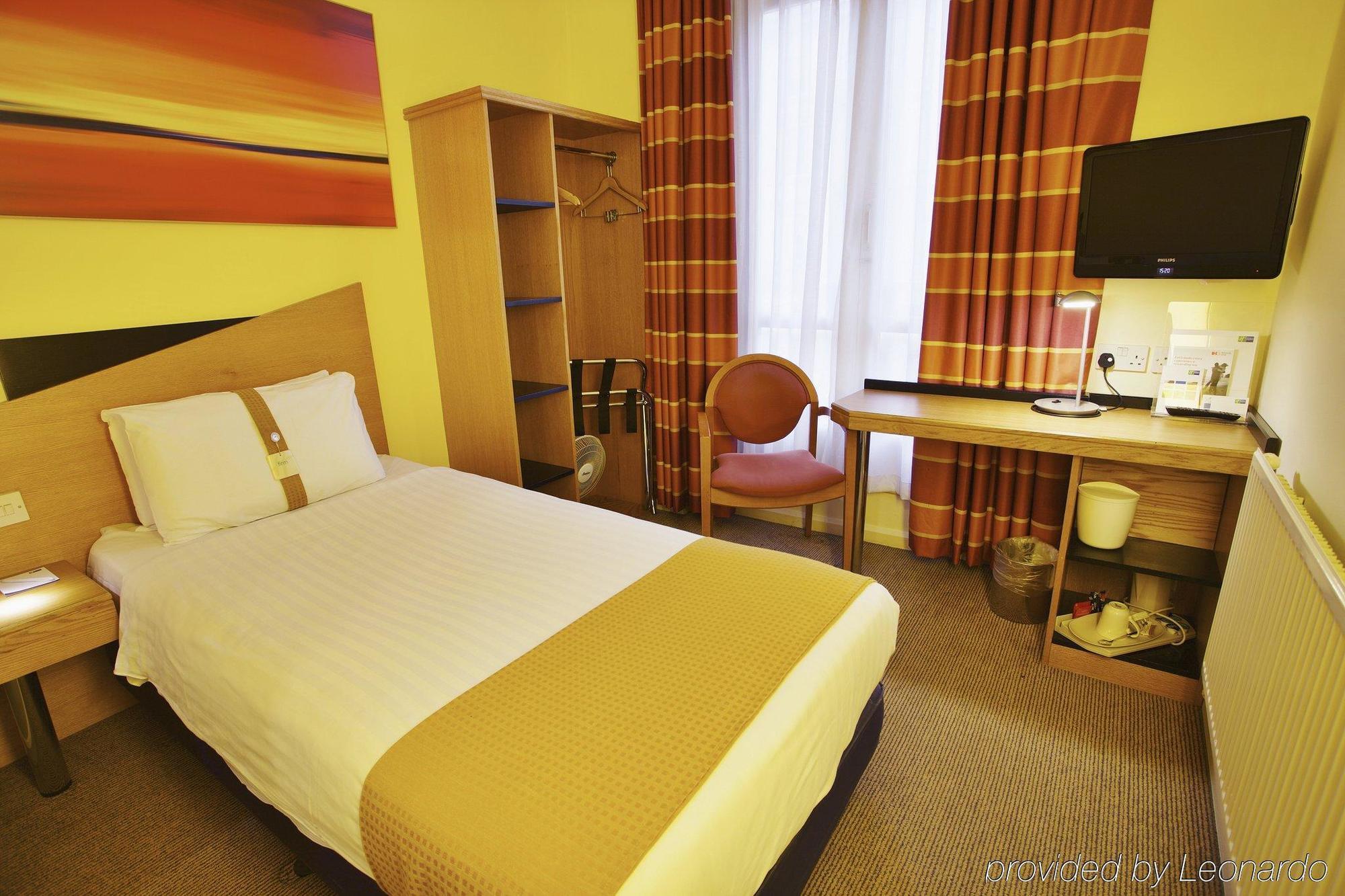 Hotel Express Victoria By Ihg