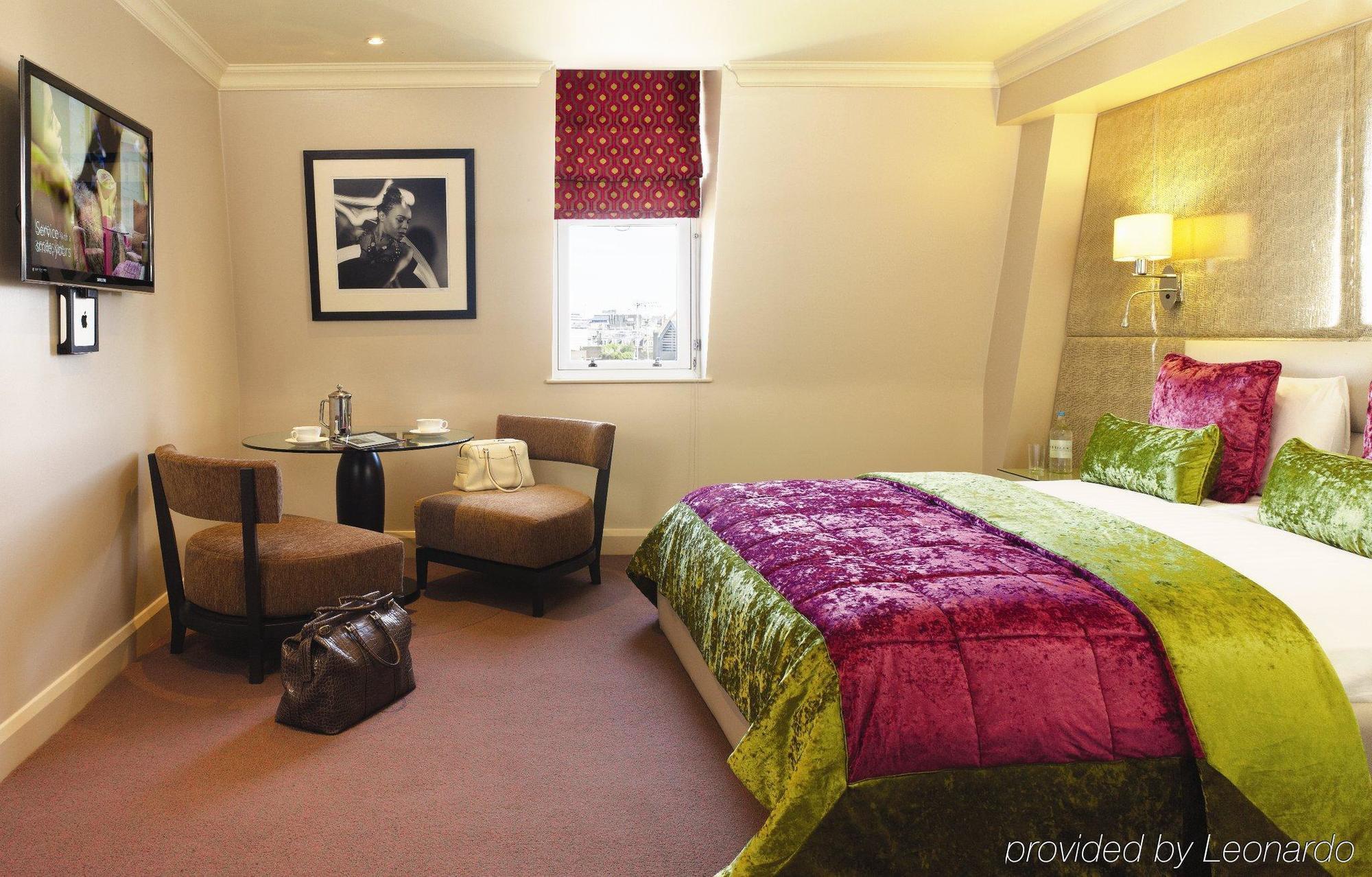 Radisson Blu Hotel, Mercer Street London