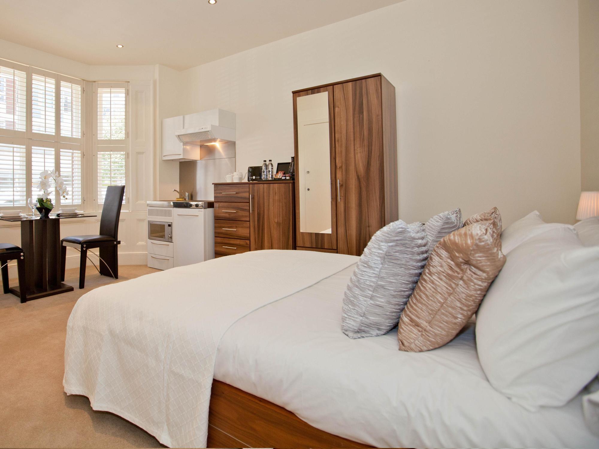 Hotel Lower Belgrave Street 4*