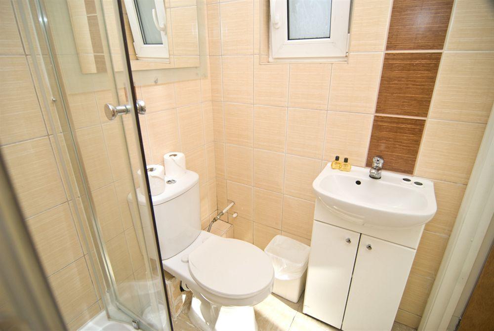 Hotel Gloucester 3*
