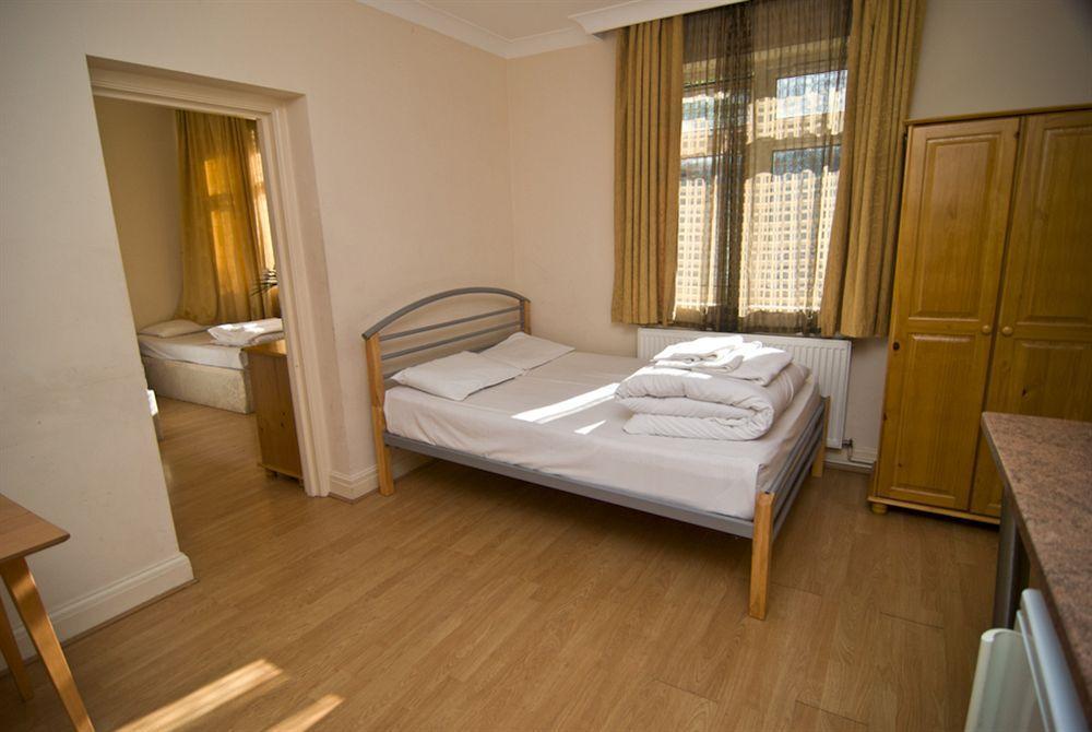 Gloucester Hotel 3*