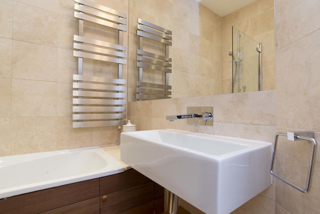 Veeve - Holland Park Avenue Apartment London