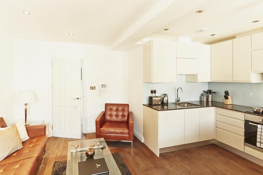 Apple Paddington Apartment London