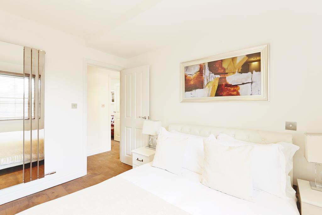 Apple Paddington Apartment London