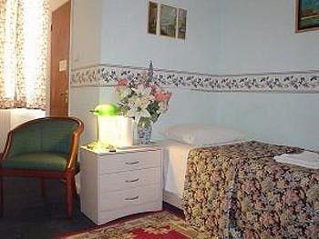 Regency Court Guest house