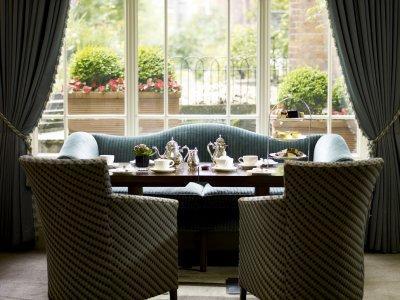 The Sloane Club 4* London
