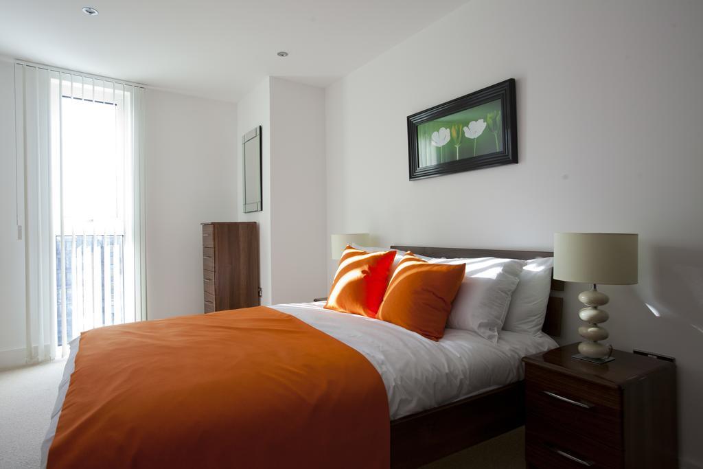 Apple Paddington Apartment