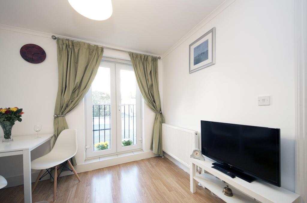 Apartment W14 *