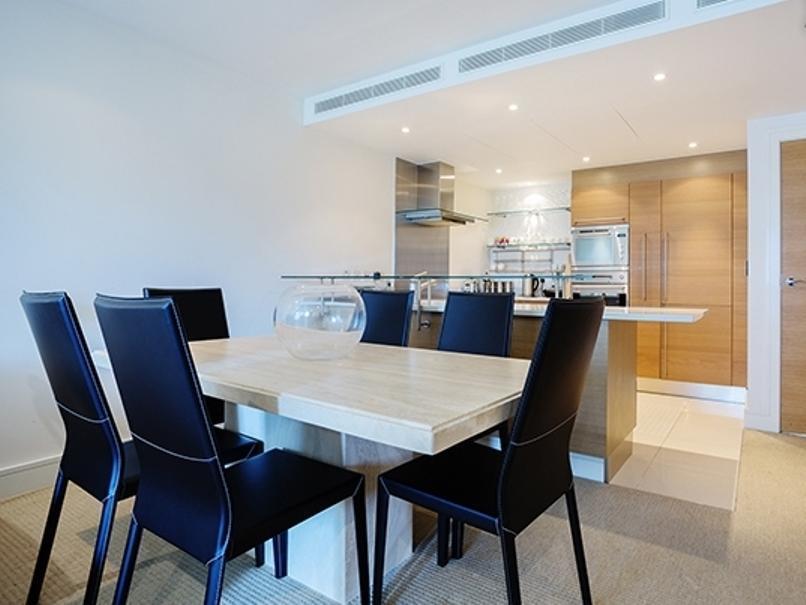 Veeve - Luxury 2 Bedroom - Chelsea Bridge Wharf Apartment London