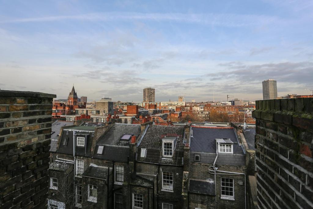 Pimlico Apartment *
