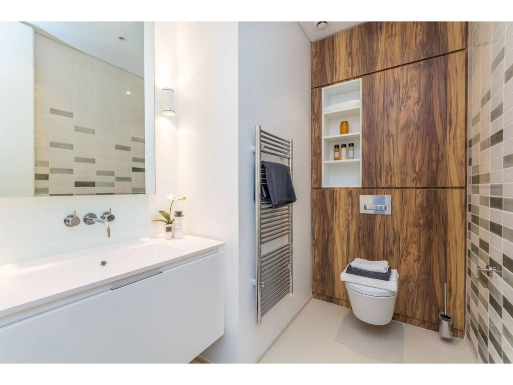 Urban Chic - Chiltern & Baker * London