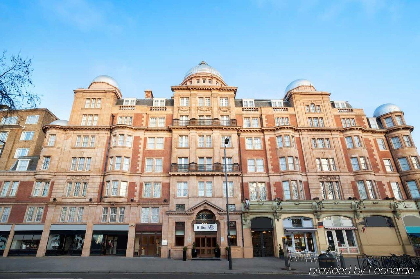 Hilton Hyde Park Hotel