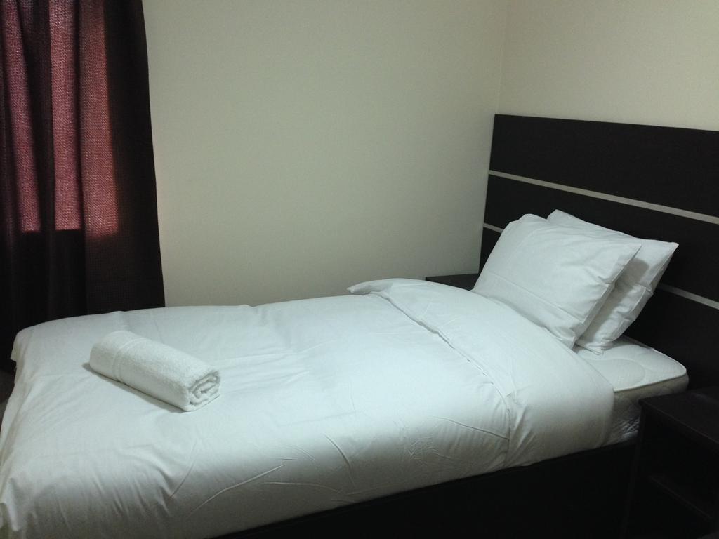 New Globe 3* London