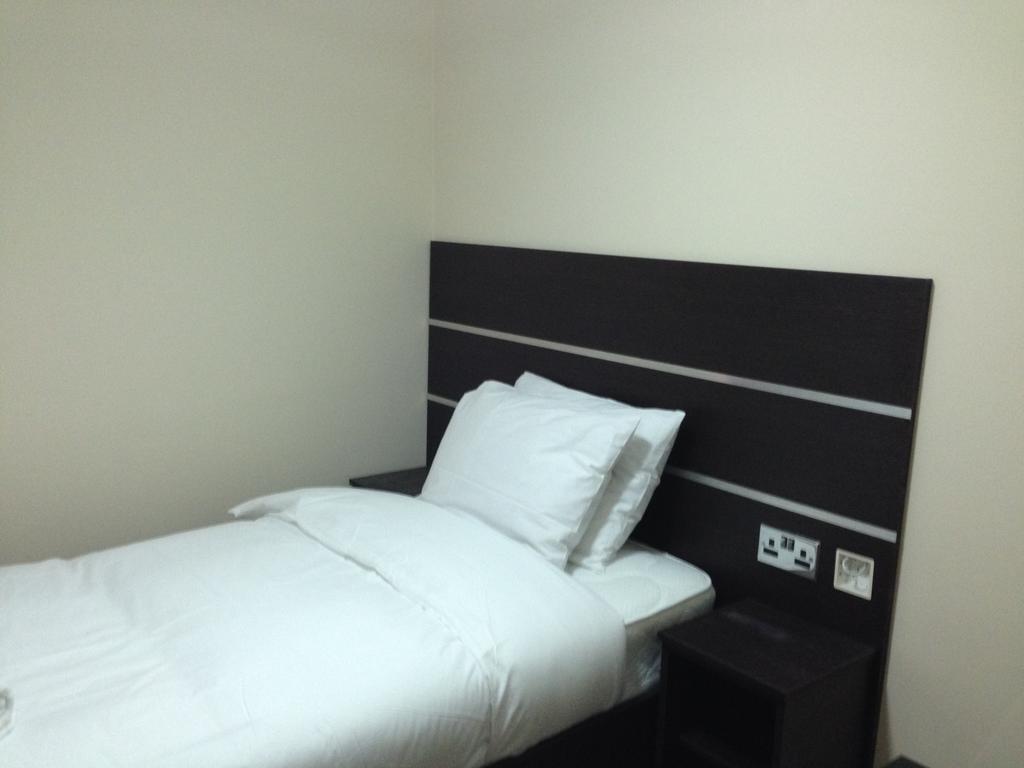 New Globe 3* London