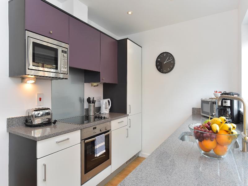 Beautiful 4-bedroom Flat In Bridge/borough! *