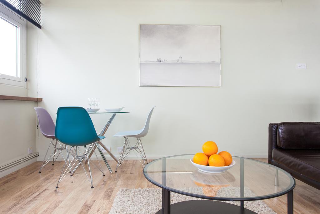 The Best Views! Central Soho Apartment