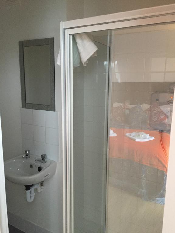 Guest house Metro City Airport 2*
