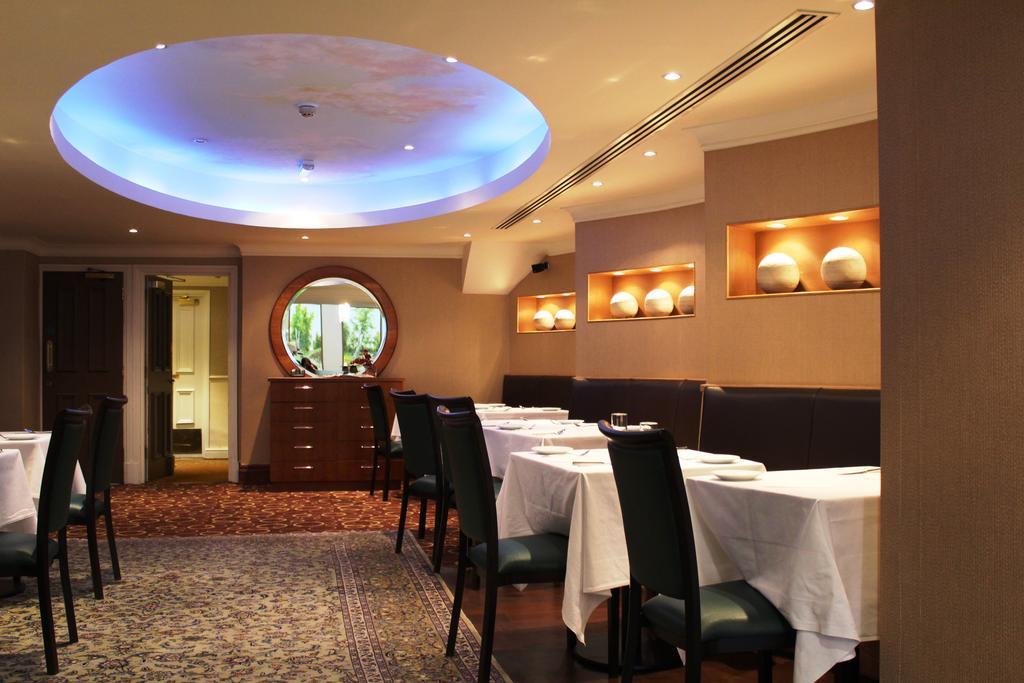 Hotel The Colonnade London