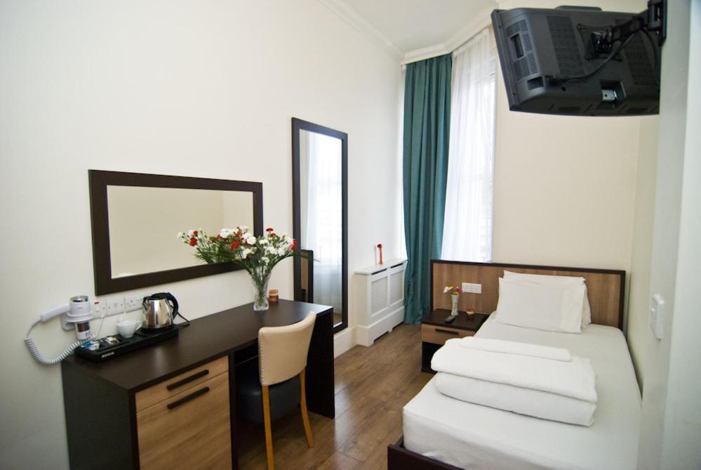 Park View Hotel 3*