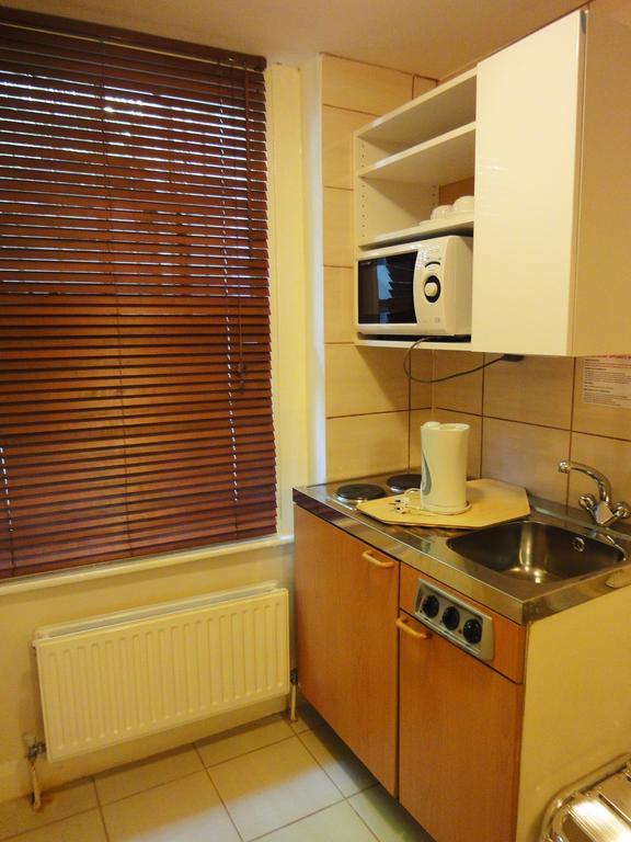 Aparthotel Dylan Kensington 3*