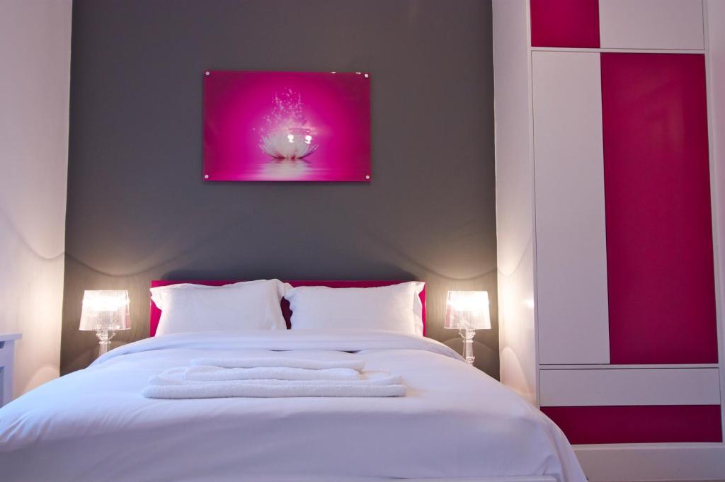 Gloucester 3* London