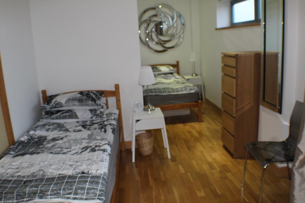 Apartment Bow