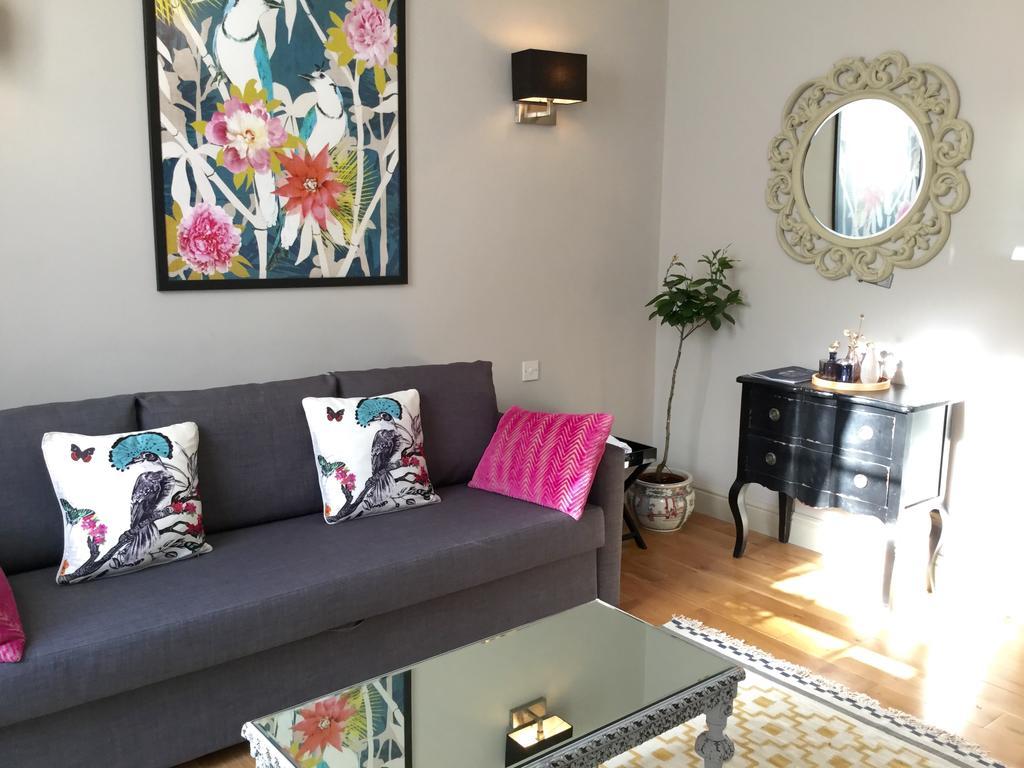Apartment Metro Victoria London