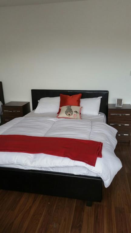 Hotel 137 Upton Lane