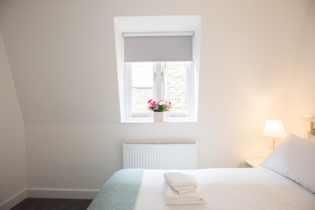 Apartment Short Lets In - Kilburn *
