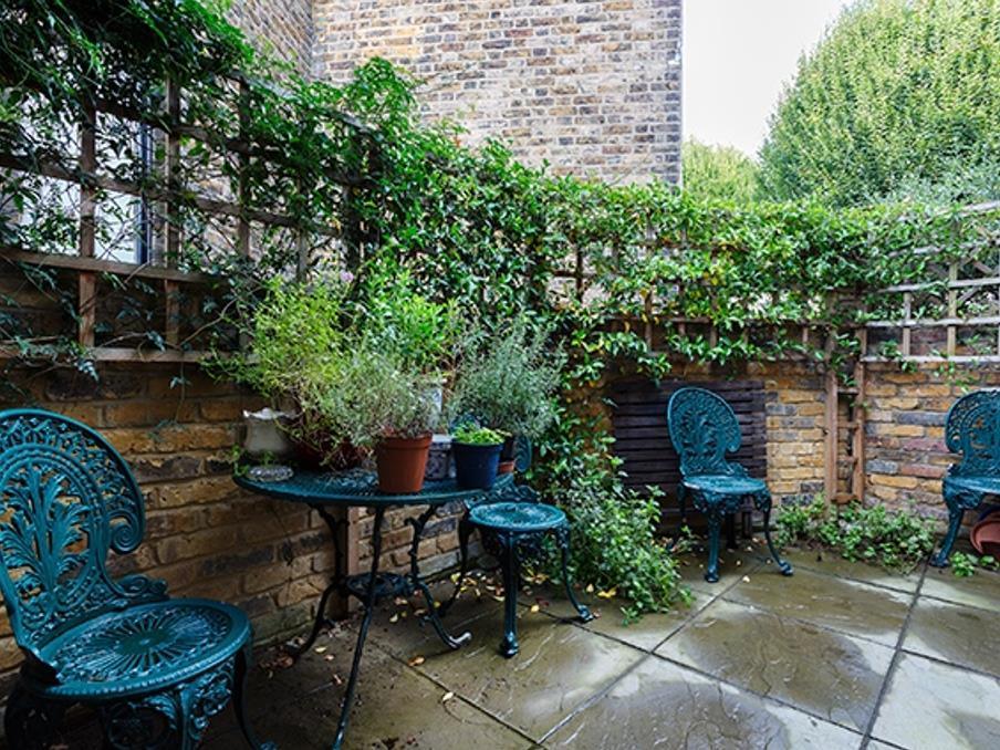 Veeve House Sterne Street Shepherds Bush London