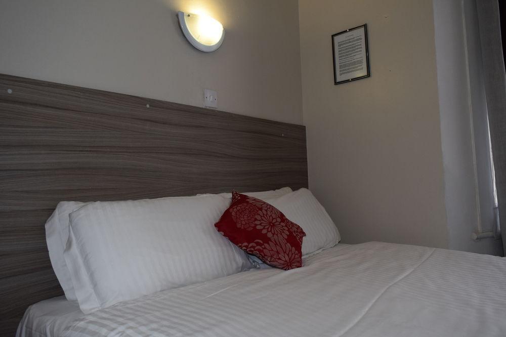 Hotel Holland Park Grove 3*