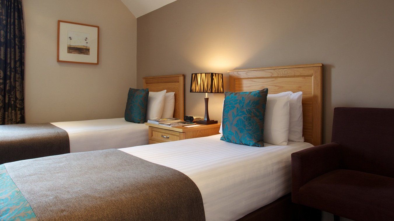 Hotel The - Putney London