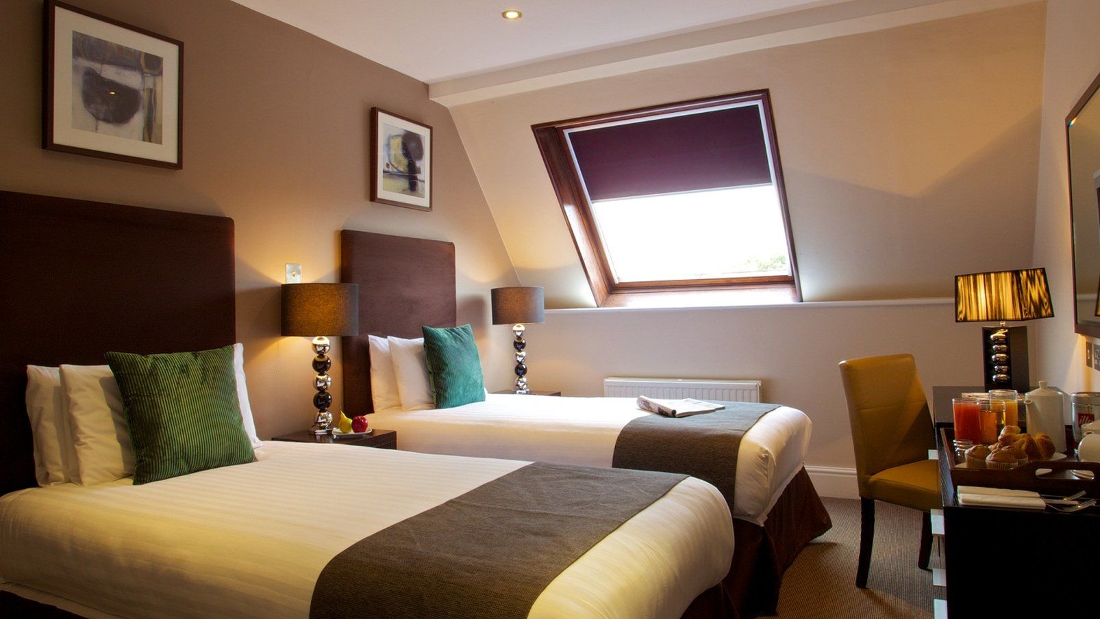 Hotel The - Putney