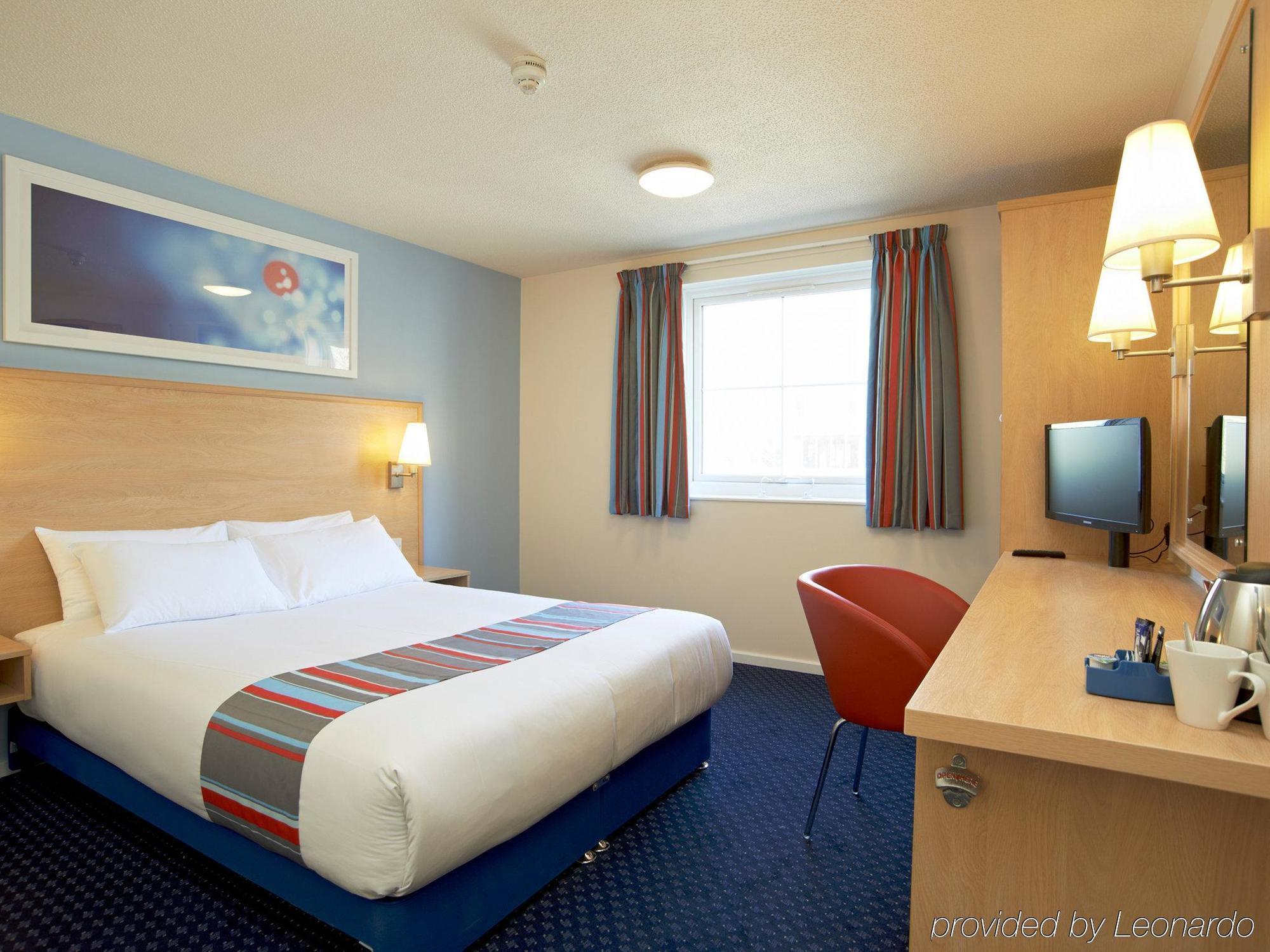 Travelodge Airport Hotel