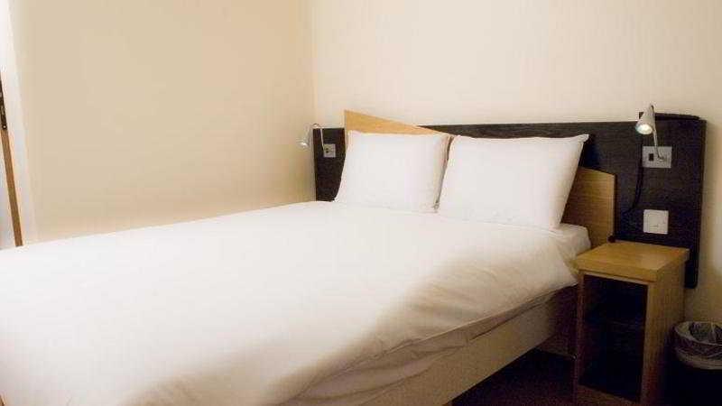 Hotel Express - Vauxhall Nine Elms, An Ihg London