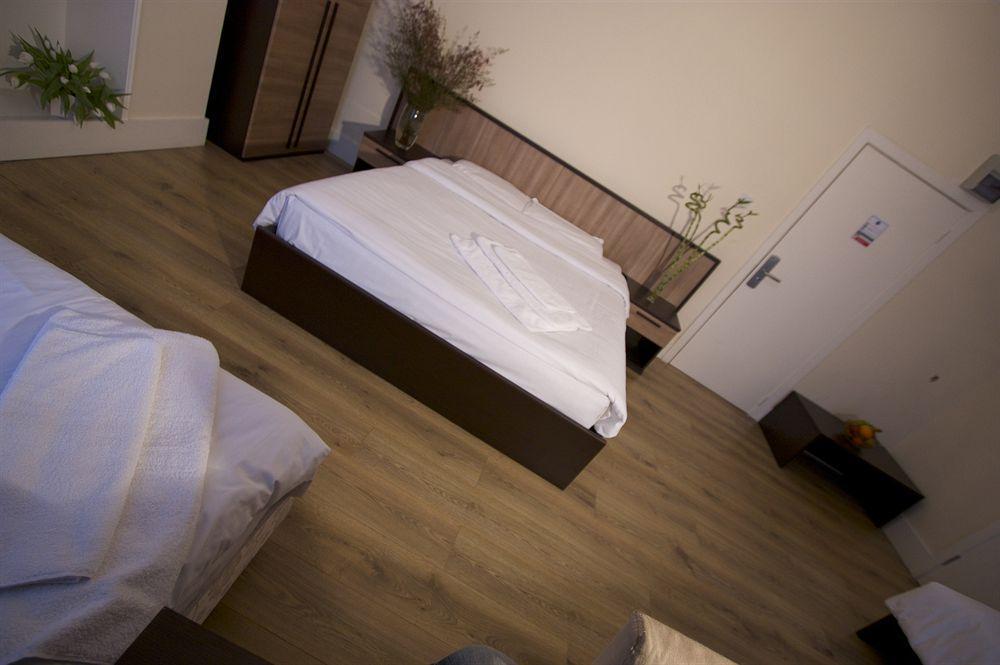 Park View Hotel 3*