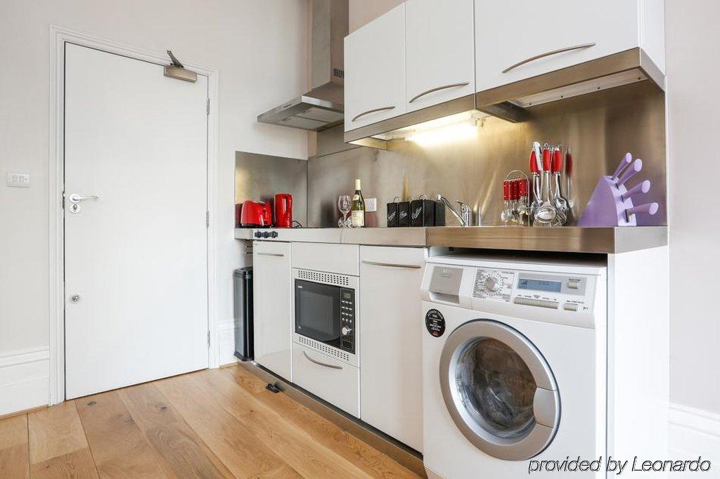 Pimlico Apartment *