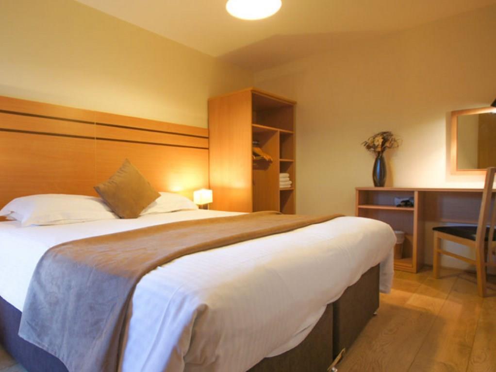 Crompton Court Apartment London