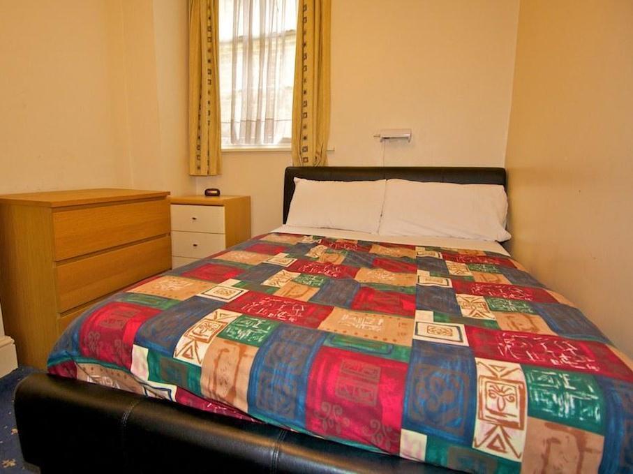 Hadleigh 3* London