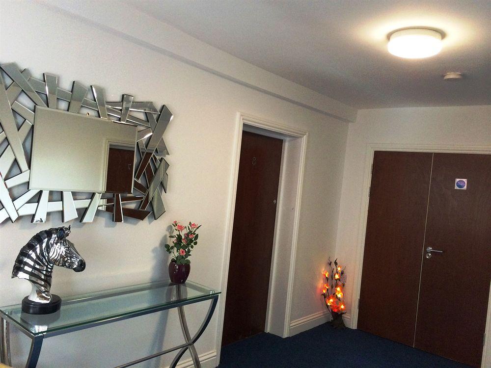 Globe City Apartment London