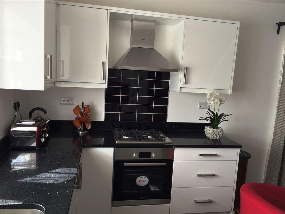 Globe City Apartment London