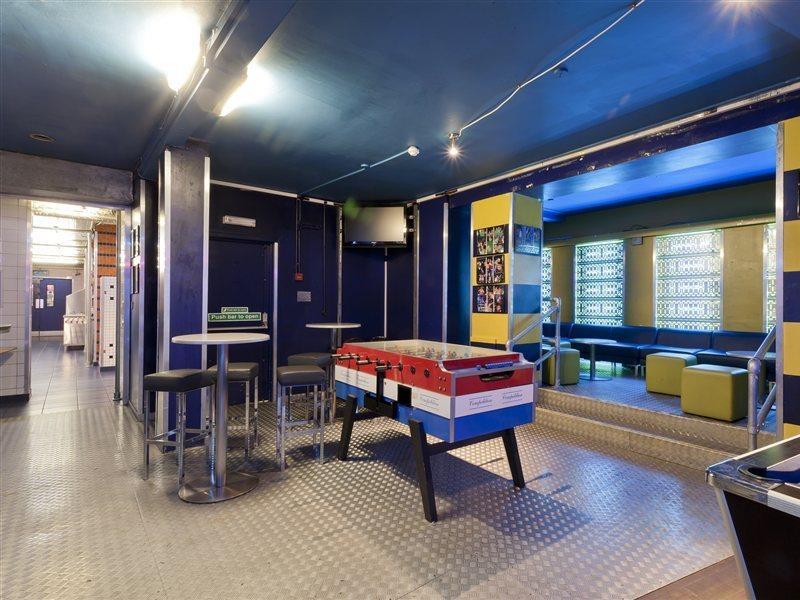 Generator Hostel *