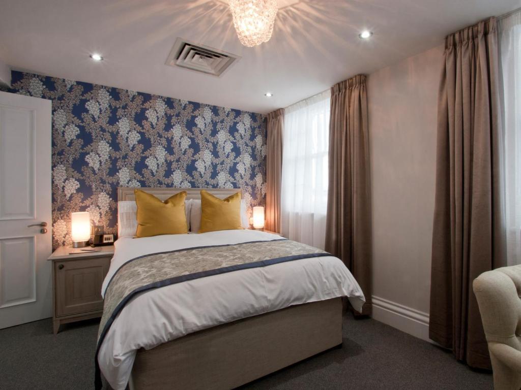 W12 Hotel Londres