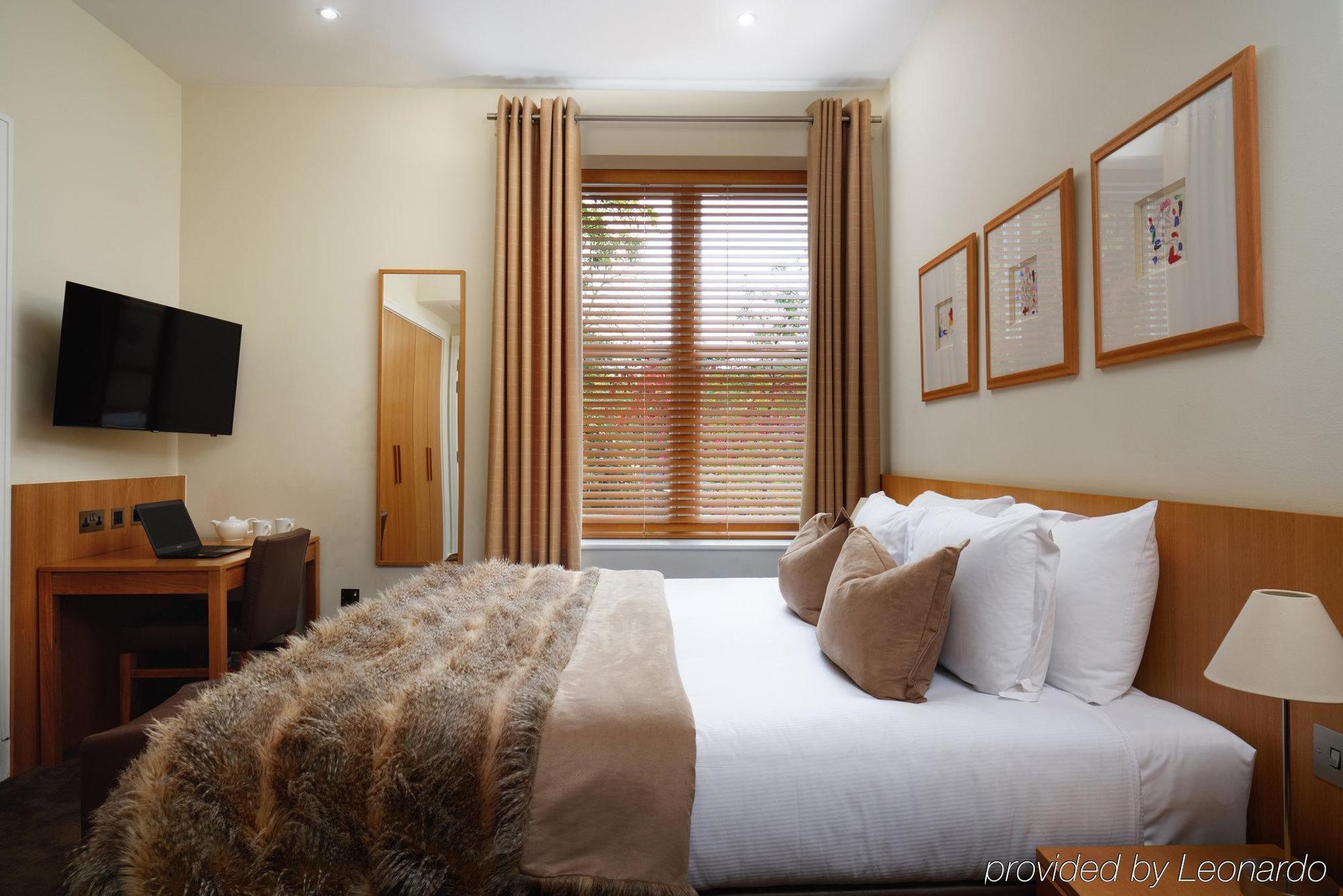 The Resident Kensington Hotel London