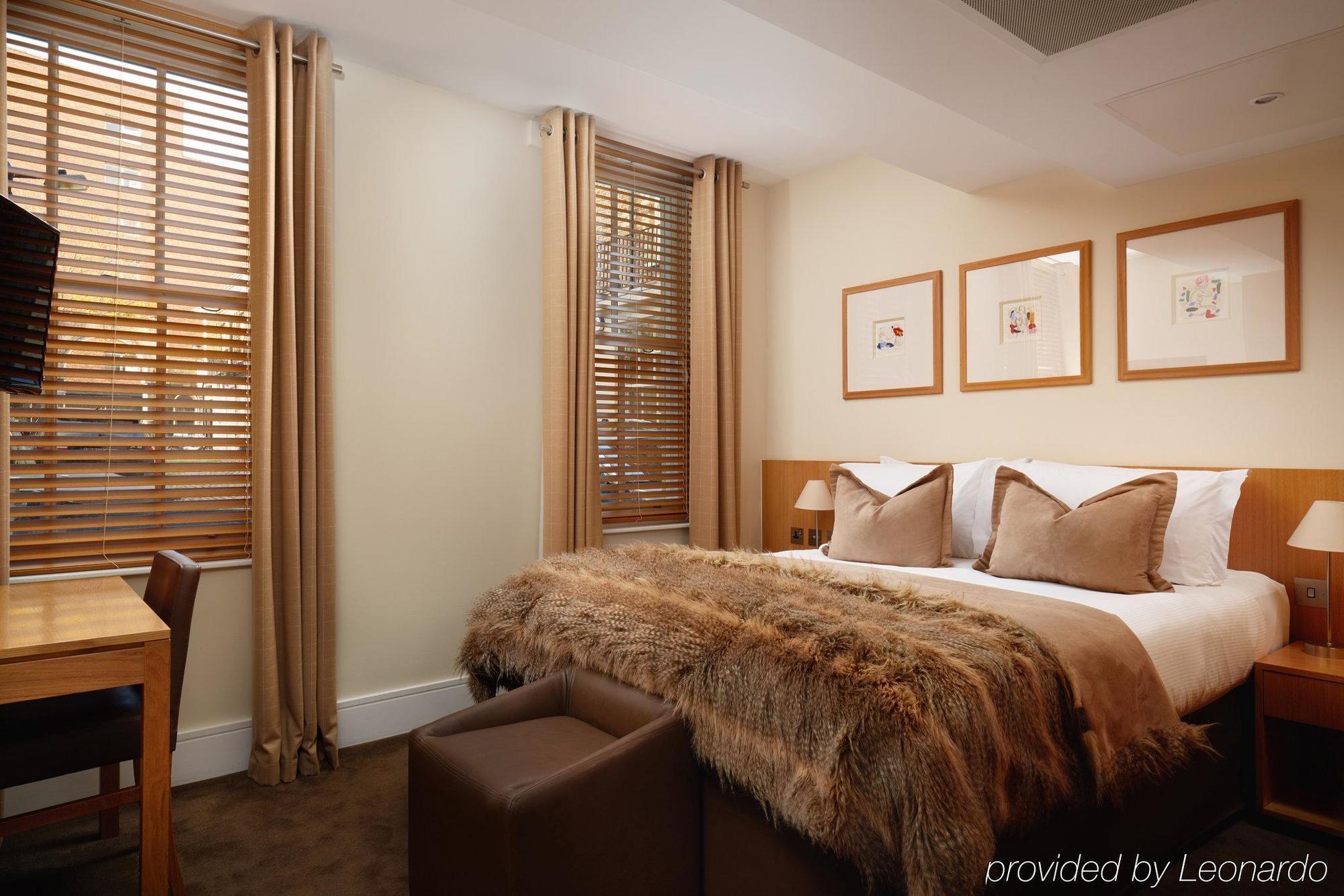 The Resident Kensington Hotel 4*