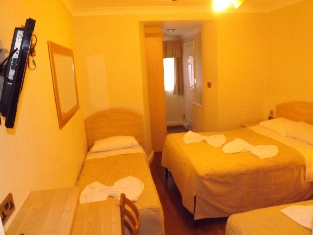Fairway Hotel London